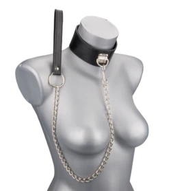 Collier Cuir BDSM Et Laisse Chaine Avec Cadenas -Magasin De Jouets Sexuels collier cuir bdsm et laisse chaine avec cadenas 6