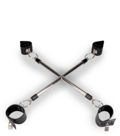 Contrainte Croix Chevilles Poignets