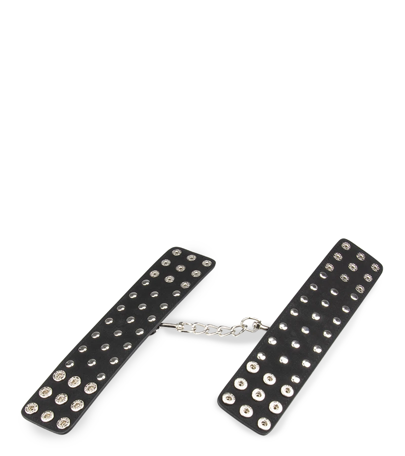 Menottes Poignets Cuir Noir Rivets 7 Menottes Poignets Cuir Noir Rivets – Image 5