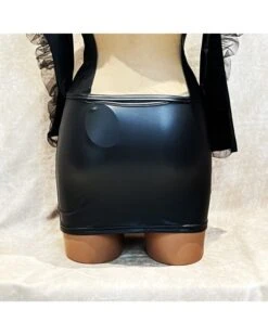 Mini-Jupe En Wetlook Avec Broderies Dorées – OutX -Magasin De Jouets Sexuels mini jupe en wetlook avec broderies dorees outx 1