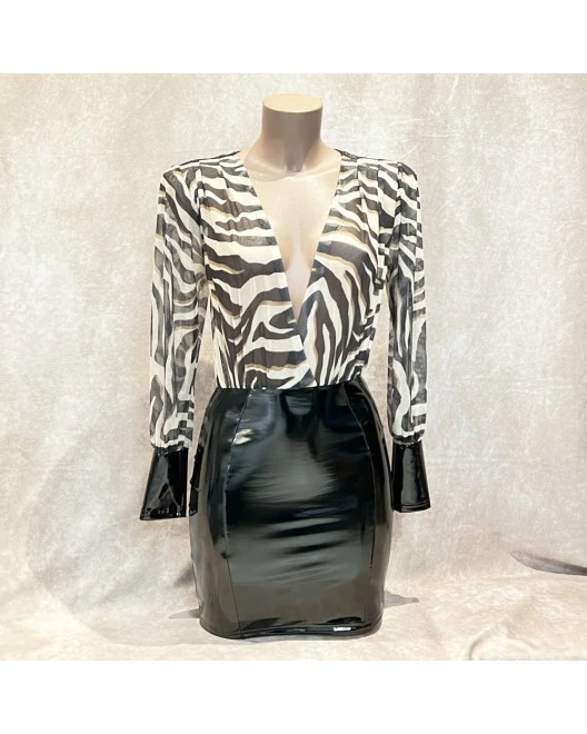 Robe En Vinyle Et Tulle Imprimé Tigré – OutX 3 Robe En Vinyle Et Tulle Imprimé Tigré – OutX